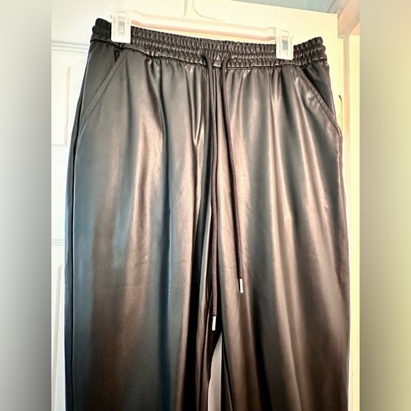 H&M black leather joggers - Picture 2 of 5